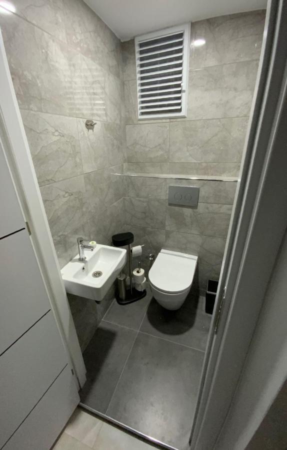 Luxury Z-Apart Family Homes 2 Bedrooms Wifi Near Metro Zeytinburnu 伊斯坦布尔 外观 照片